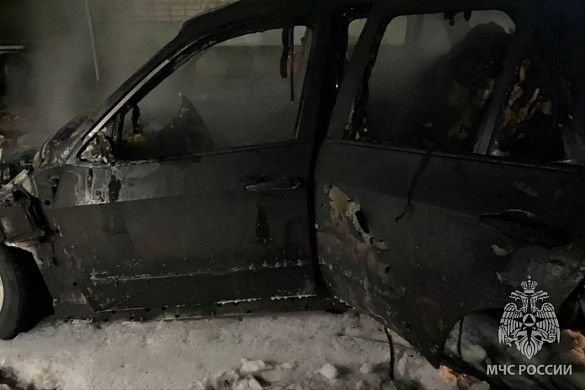 В Новом Леушине сгорел автомобиль BMW